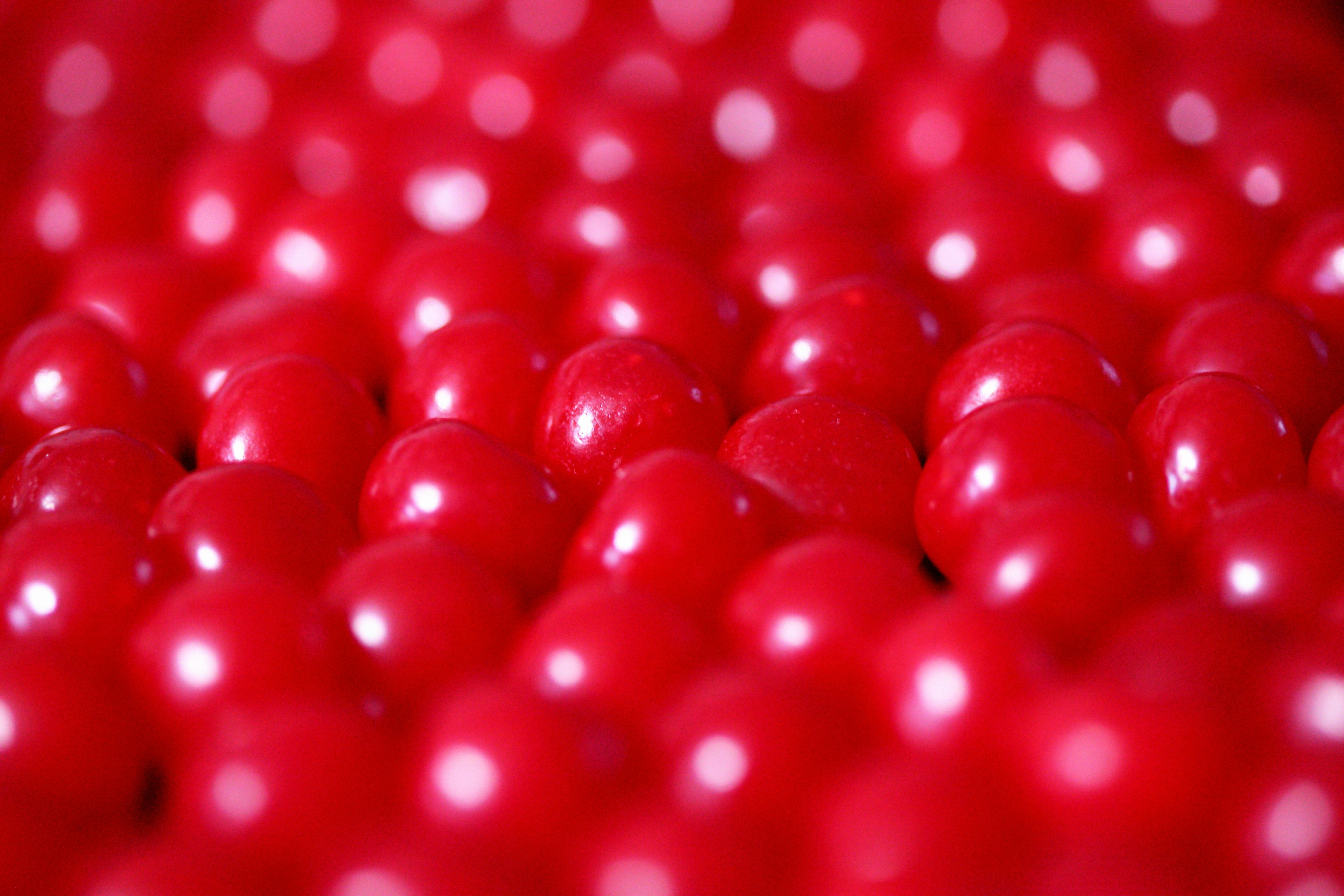 Red candy | Source: Pexels
