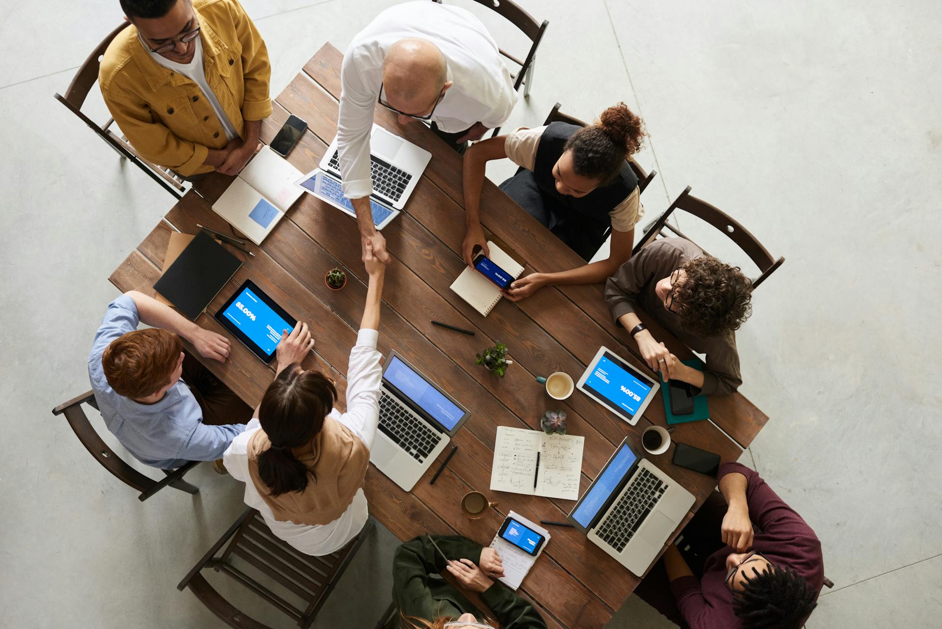 A group of people working | Source: Pexels